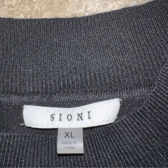 Sioni size XL shirt - Picture 7 of 7